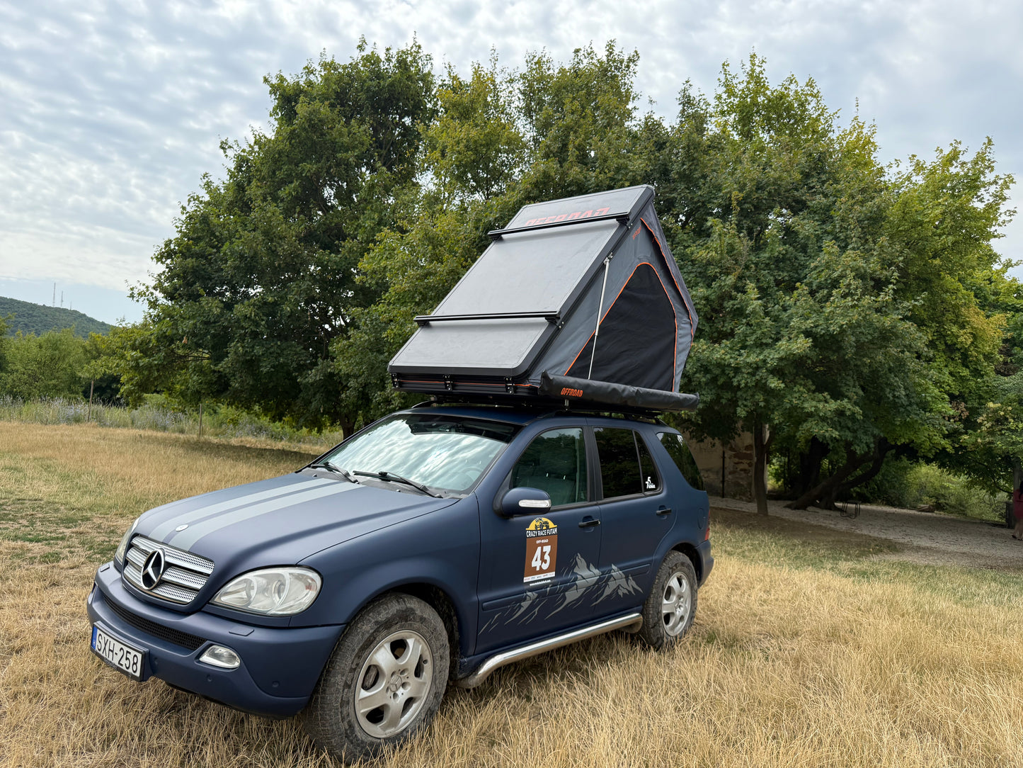 T-130PRO tetősátor